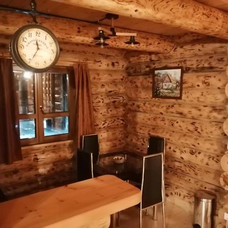 Villa Emilijin Konak Kokin Brod Exterior foto