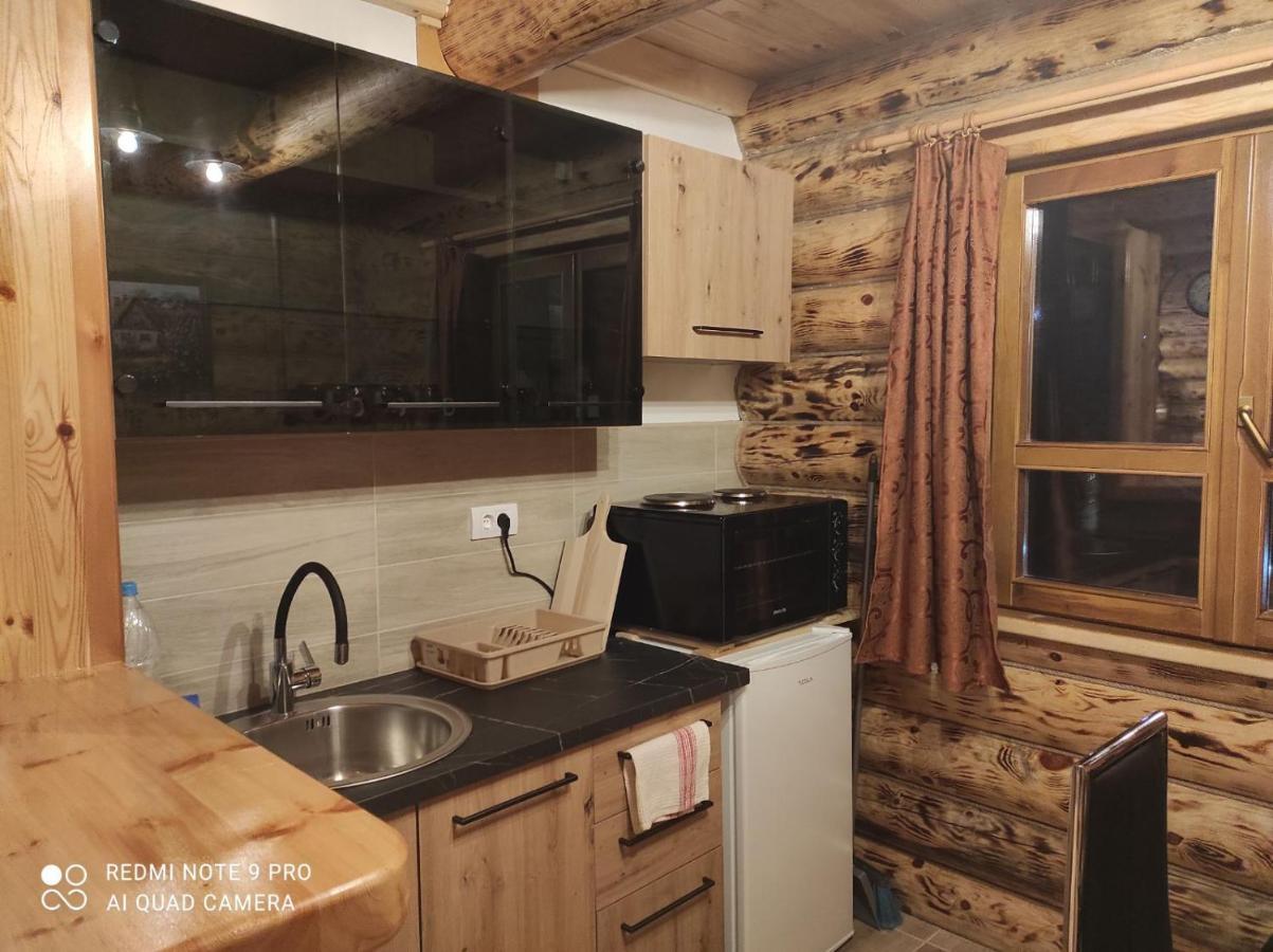 Villa Emilijin Konak Kokin Brod Exterior foto